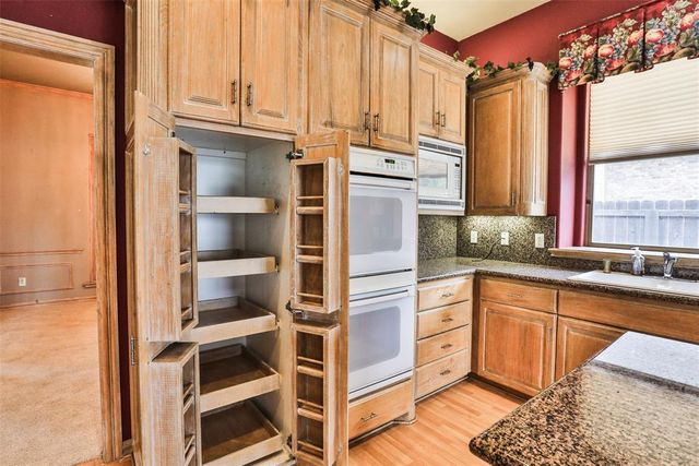 11608 S Linn Avenue, Oklahoma City, OK 73170