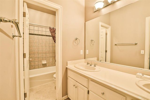 11608 S Linn Avenue, Oklahoma City, OK 73170