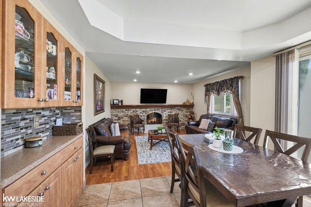 38614 Lowell Drive, Sterling Heights, MI 48310