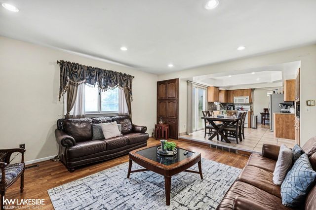 38614 Lowell Drive, Sterling Heights, MI 48310