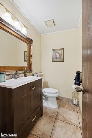 38614 Lowell Drive, Sterling Heights, MI 48310