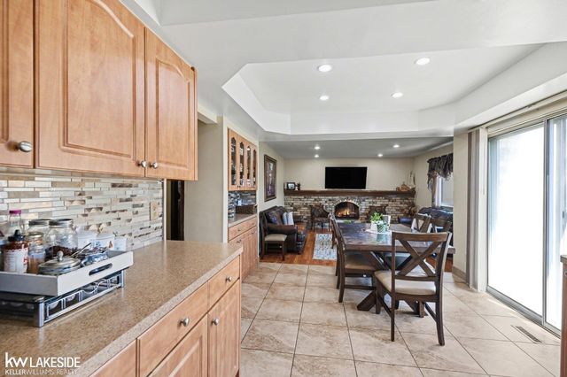 38614 Lowell Drive, Sterling Heights, MI 48310