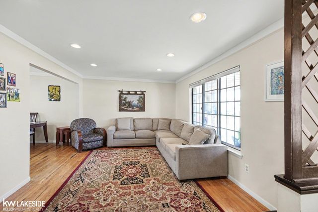 38614 Lowell Drive, Sterling Heights, MI 48310