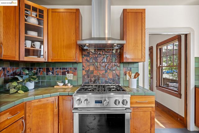 1614 Posen Ave, Berkeley, CA 94707