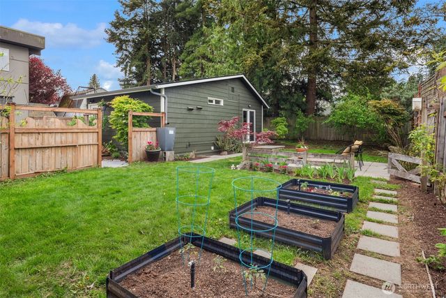 8729 12th Avenue NW, Seattle, WA 98117
