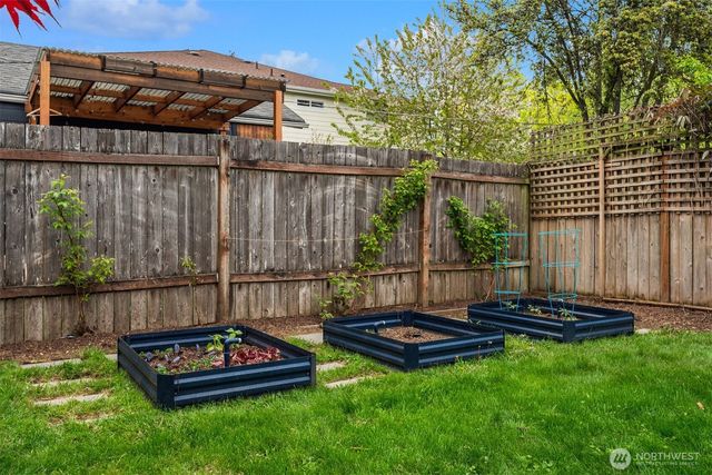 8729 12th Avenue NW, Seattle, WA 98117
