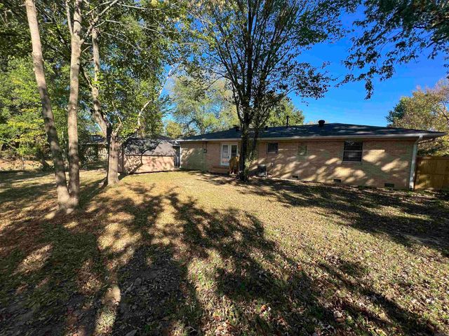 405 Angus Street, Conway, AR 72032