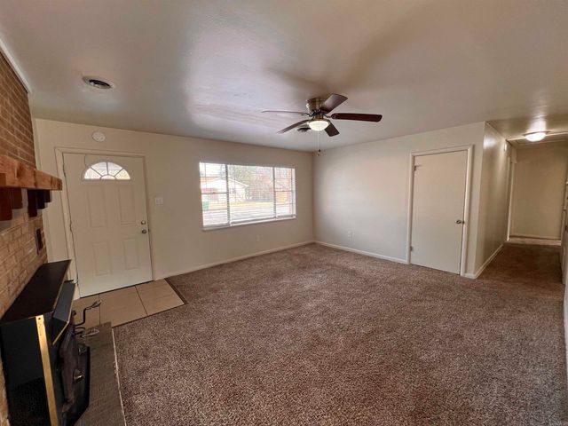 405 Angus Street, Conway, AR 72032