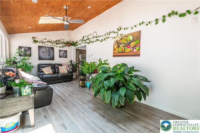 1555 Longleaf Drive, Chestnuthill Twp, PA 18330