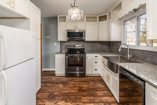 8 Buena Vista Drive, Murphysboro, IL 62966