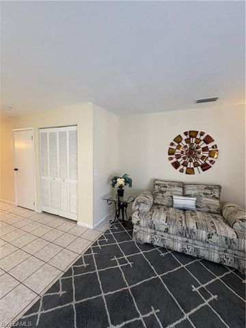 1005 SW 48th TER 8, Cape Coral, FL 33914