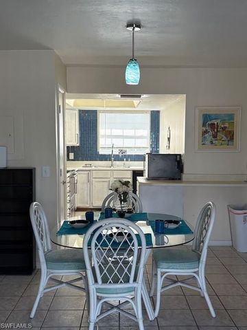 1005 SW 48th TER 8, Cape Coral, FL 33914