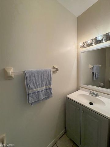 1005 SW 48th TER 8, Cape Coral, FL 33914