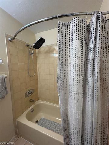 1005 SW 48th TER 8, Cape Coral, FL 33914