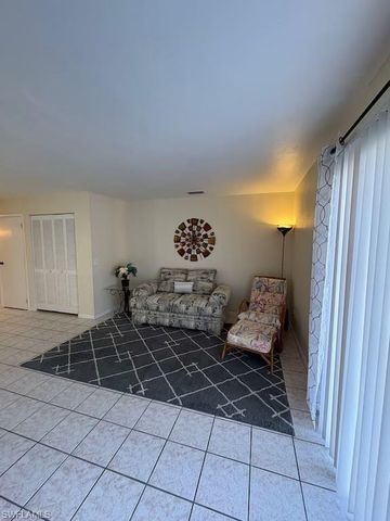 1005 SW 48th TER 8, Cape Coral, FL 33914