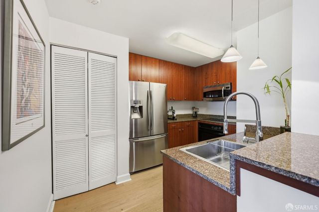 246 2nd Street 801, San Francisco, CA 94105