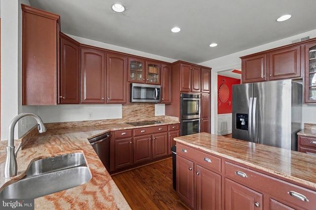 7660 HENRY KNOX DR, Lorton, VA 22079