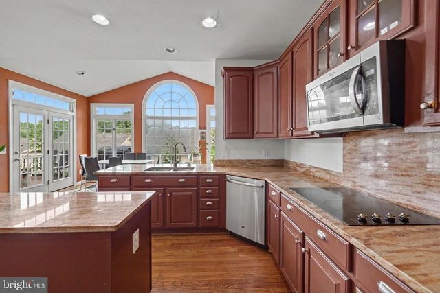 7660 HENRY KNOX DR, Lorton, VA 22079