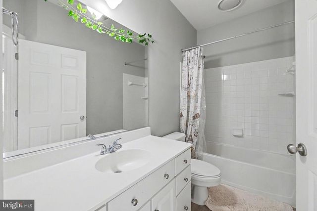 7660 HENRY KNOX DR, Lorton, VA 22079