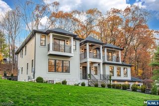 24 Cliffside Drive, Livingston, NJ 07039