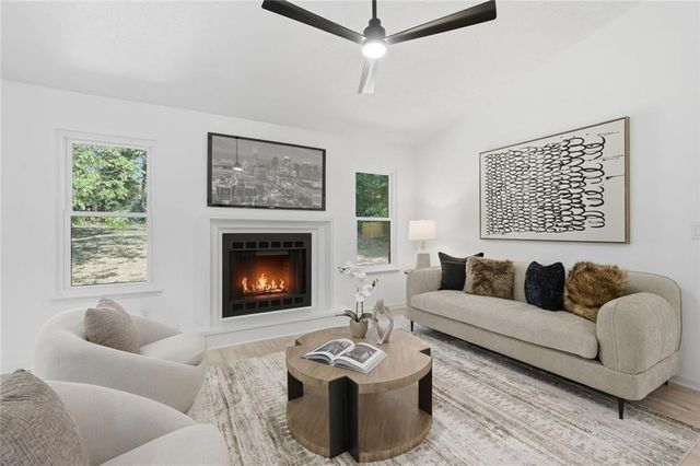 798 Durham, Stone Mountain, GA 30083