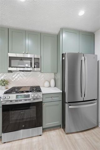 798 Durham, Stone Mountain, GA 30083