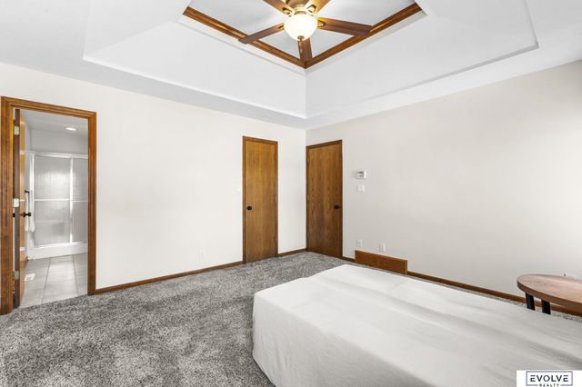 3603 N 202nd Street, Elkhorn, NE 68022