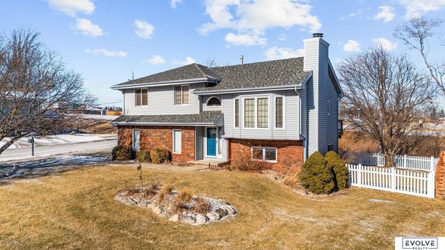 3603 N 202nd Street, Elkhorn, NE 68022