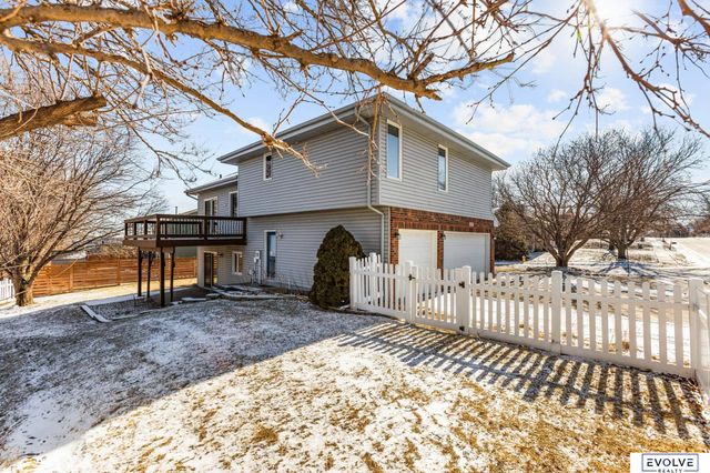 3603 N 202nd Street, Elkhorn, NE 68022