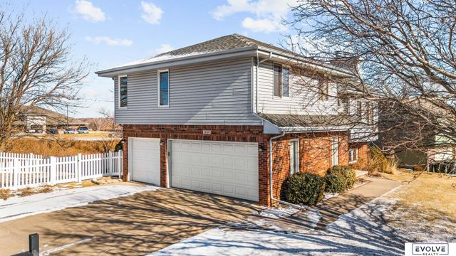 3603 N 202nd Street, Elkhorn, NE 68022