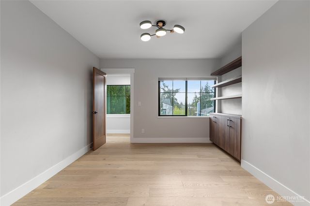 10715 2nd Avenue NW, Seattle, WA 98177