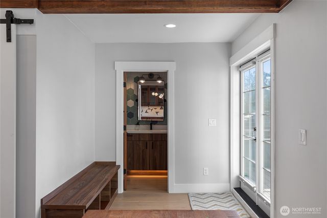 10715 2nd Avenue NW, Seattle, WA 98177