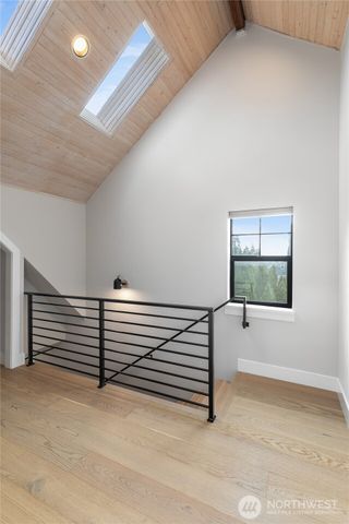 10715 2nd Avenue NW, Seattle, WA 98177