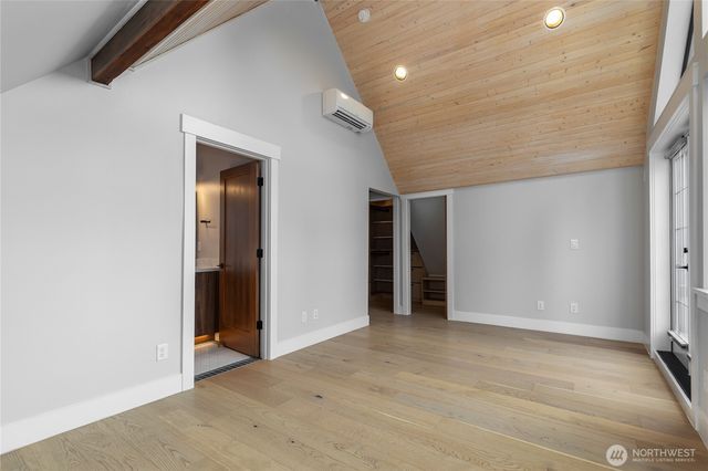 10715 2nd Avenue NW, Seattle, WA 98177