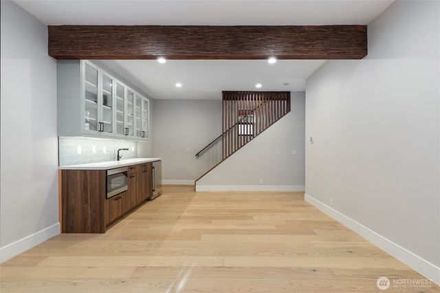 10715 2nd Avenue NW, Seattle, WA 98177