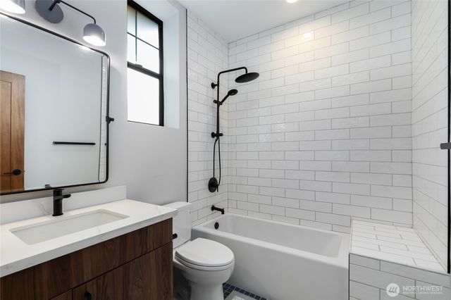 10715 2nd Avenue NW, Seattle, WA 98177