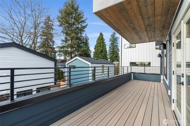 10715 2nd Avenue NW, Seattle, WA 98177