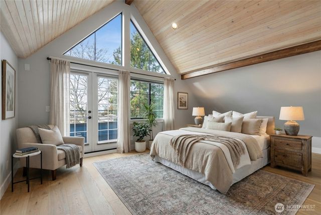 10715 2nd Avenue NW, Seattle, WA 98177