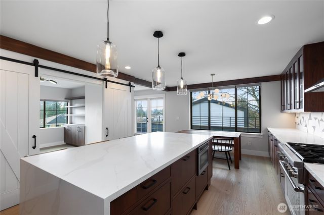 10715 2nd Avenue NW, Seattle, WA 98177