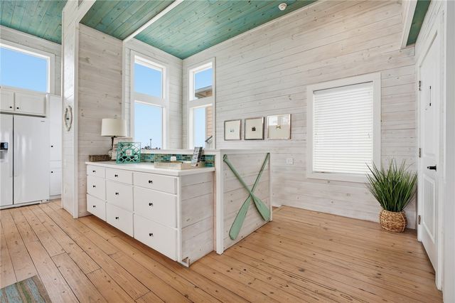 2525 S 11th St 49, Port Aransas, TX 78373