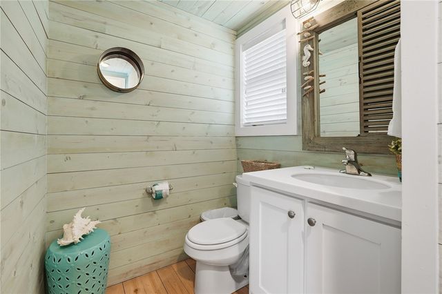 2525 S 11th St 49, Port Aransas, TX 78373