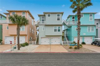 2525 S 11th St 49, Port Aransas, TX 78373