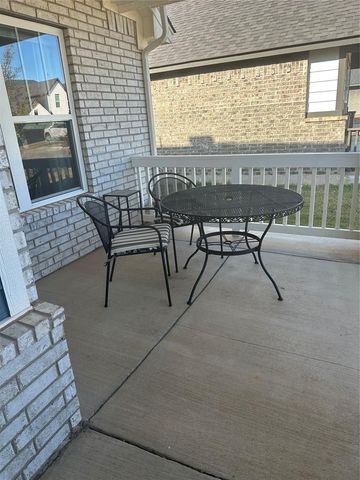 809 Firefork Avenue, Yukon, OK 73099