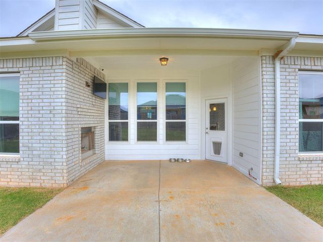 809 Firefork Avenue, Yukon, OK 73099