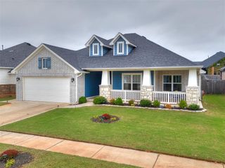 809 Firefork Avenue, Yukon, OK 73099