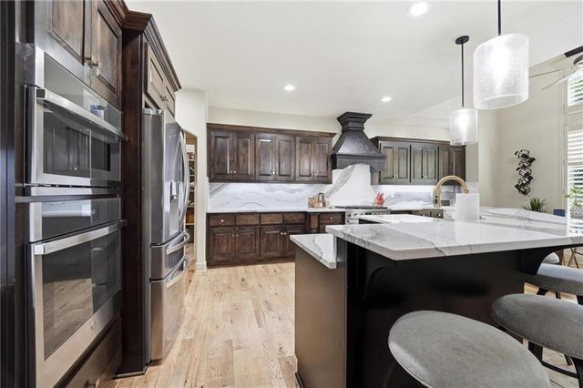 10607 N Hedges Street, Kansas City, MO 64157
