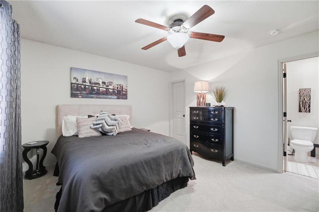10607 N Hedges Street, Kansas City, MO 64157