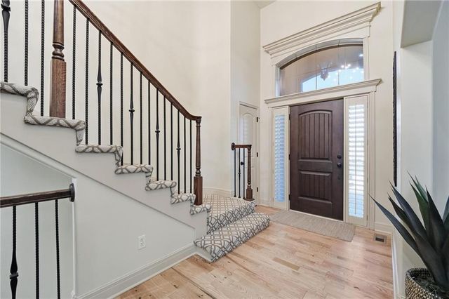 10607 N Hedges Street, Kansas City, MO 64157