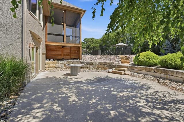 10607 N Hedges Street, Kansas City, MO 64157