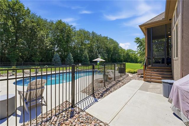 10607 N Hedges Street, Kansas City, MO 64157